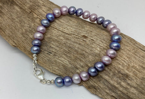Freshwater pearl bracelet many colours.